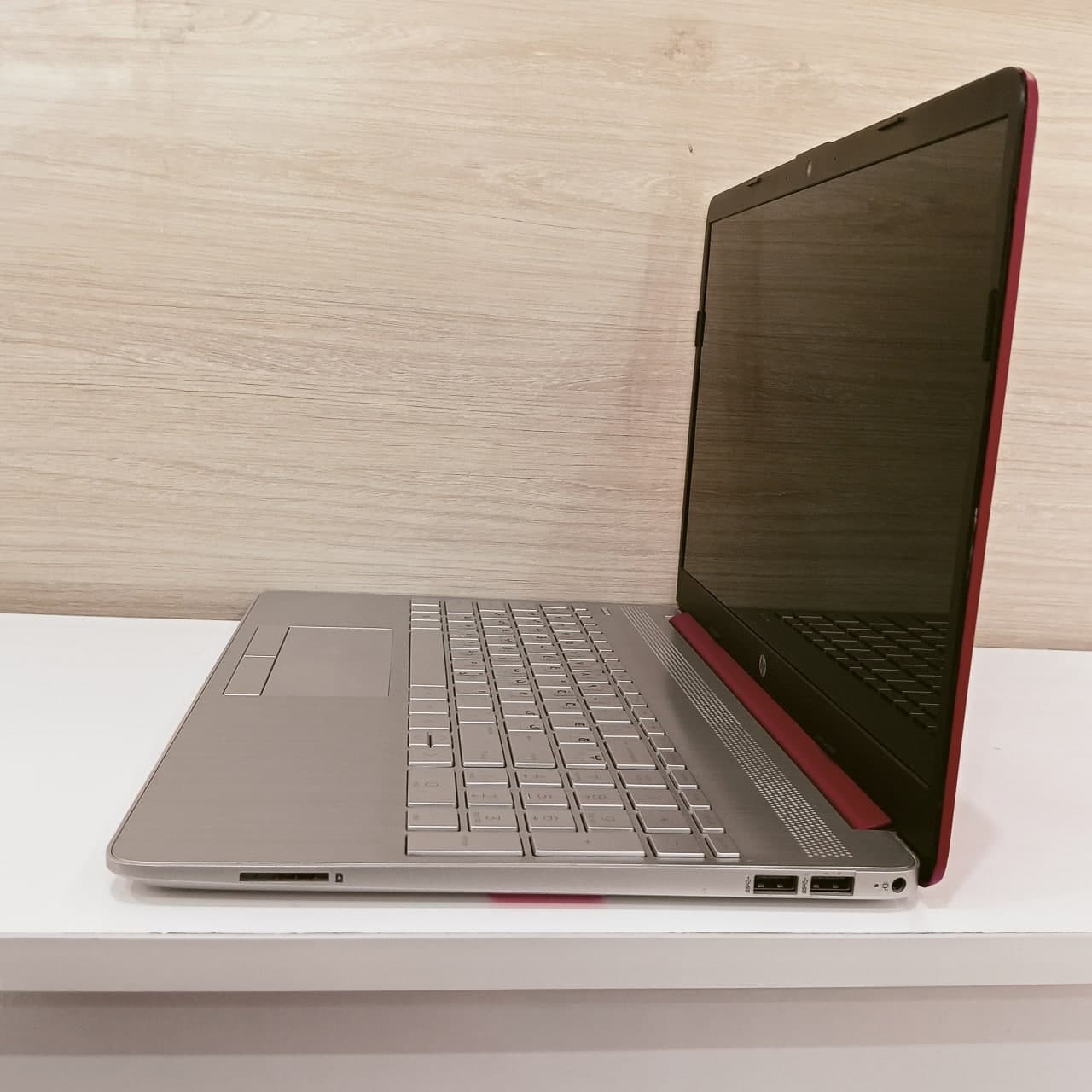 لپ‌تاپ وارداتی HP Laptop 15-dw2xxx 